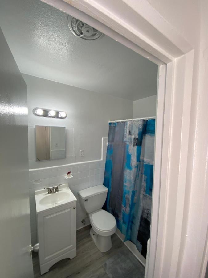 Uptown Inn & Suites St. Petersburg Ngoại thất bức ảnh