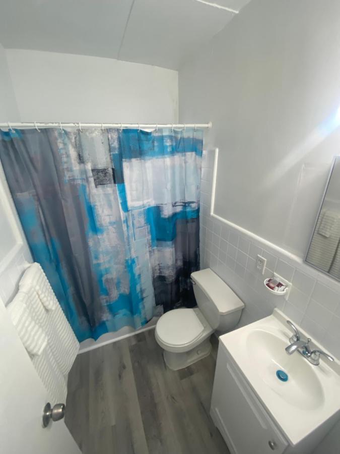 Uptown Inn & Suites St. Petersburg Ngoại thất bức ảnh